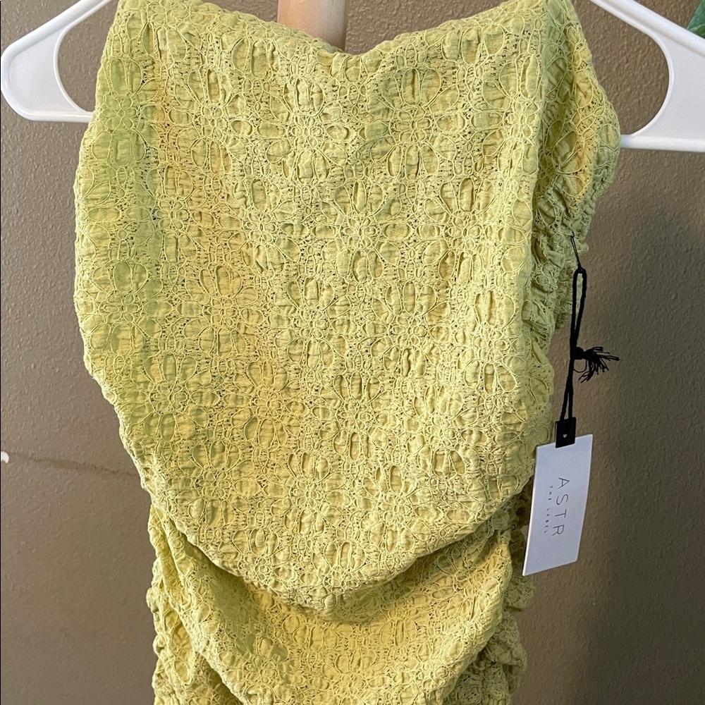 ASTR the label light green lace strapless midi dress - Picture 2 of 9